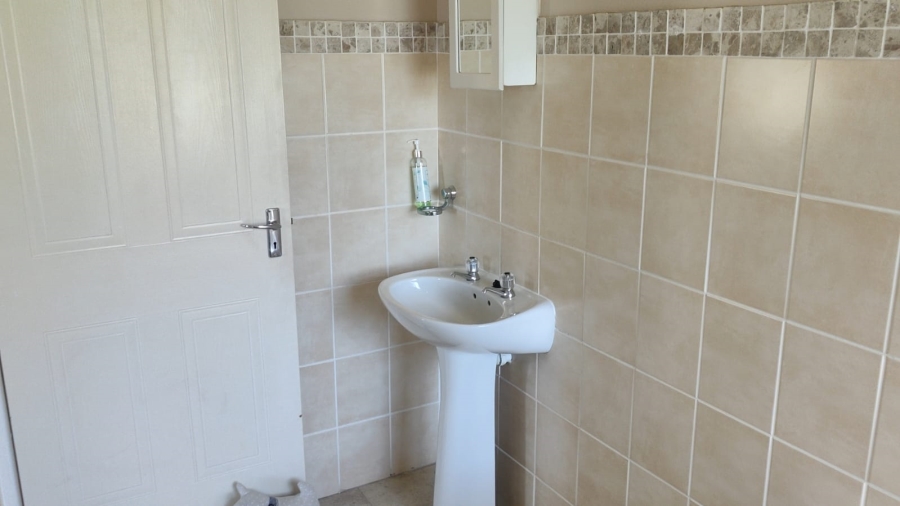To Let 2 Bedroom Property for Rent in Lorraine Eastern Cape